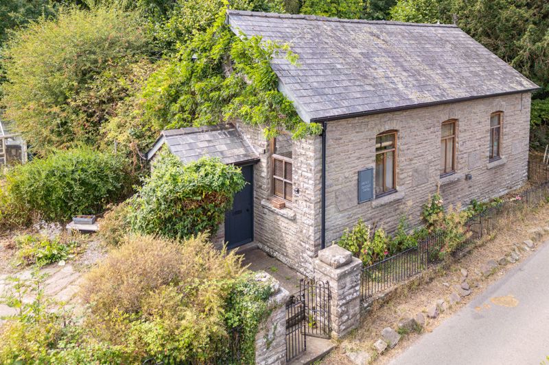 Front Elevation- click for photo gallery